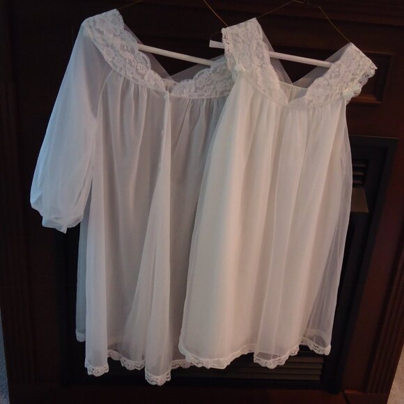 Vanity Fair Penoir Set XS 2 Piece Vintage 1970 - Picture 2 of 13